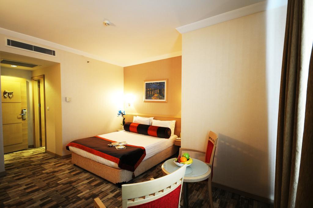Sv Business Hotel Taksim Istanbul Exterior photo